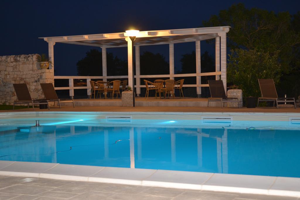 Artemisia 3*