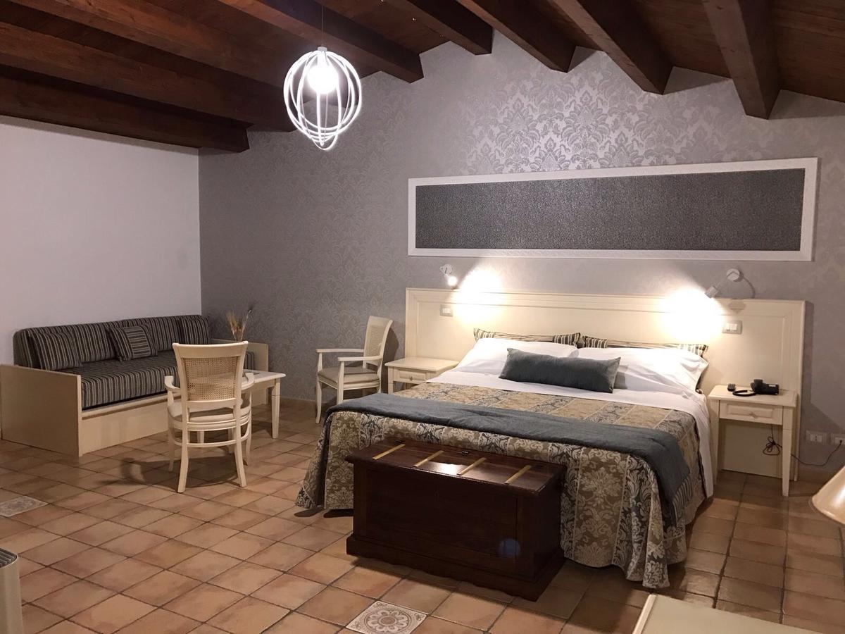Artemisia Hotel Puntarazzi