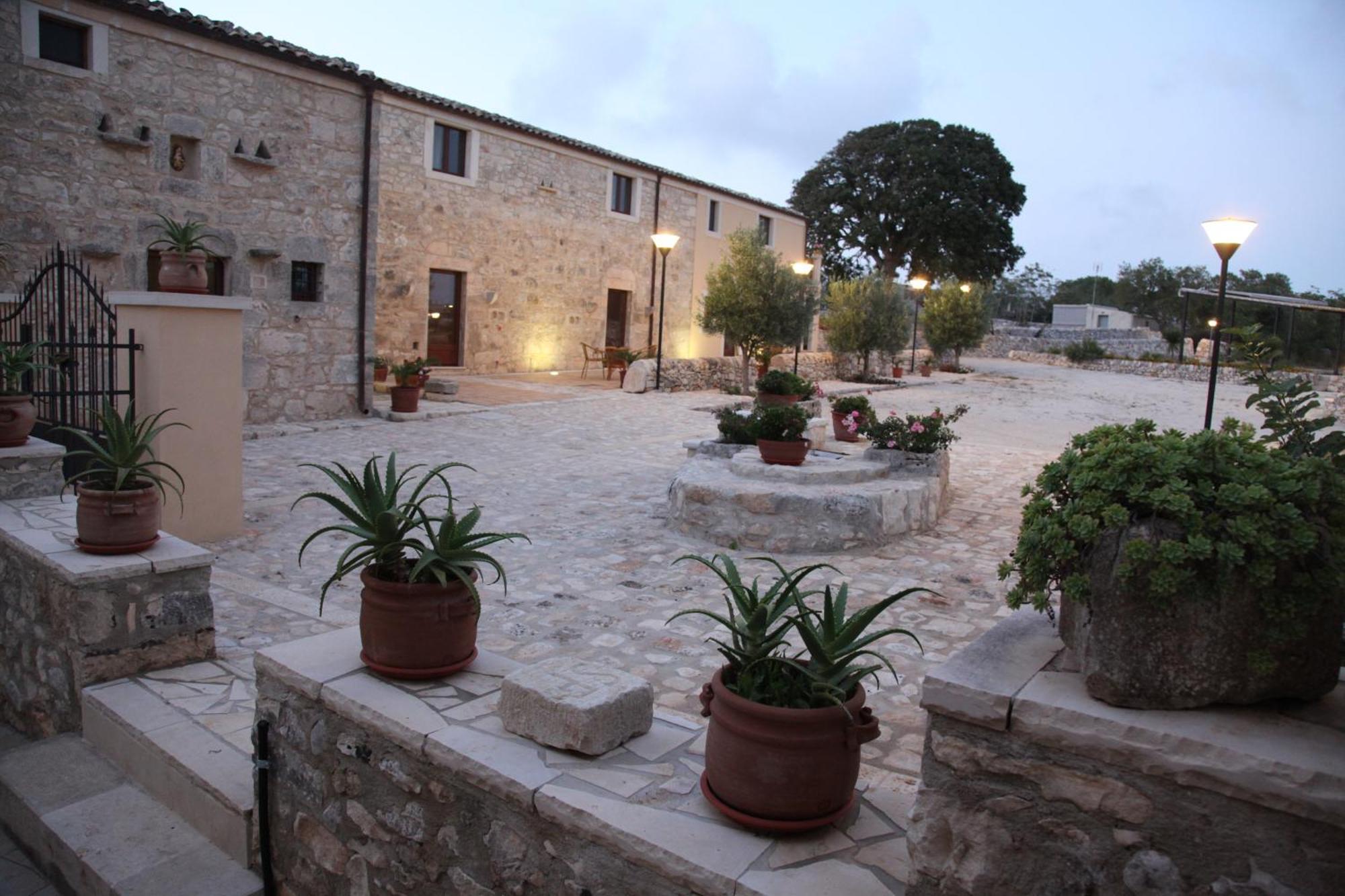 Artemisia 3* Puntarazzi